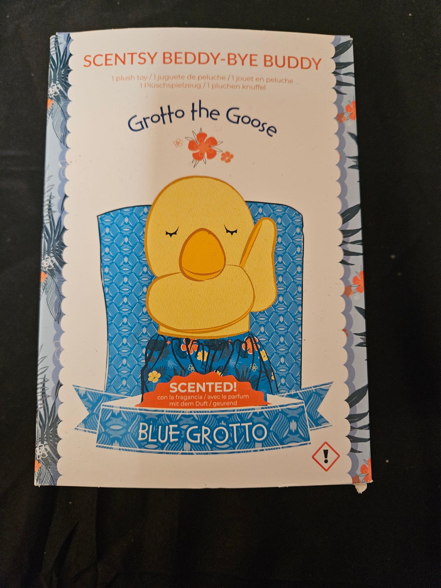 Grotto the goose