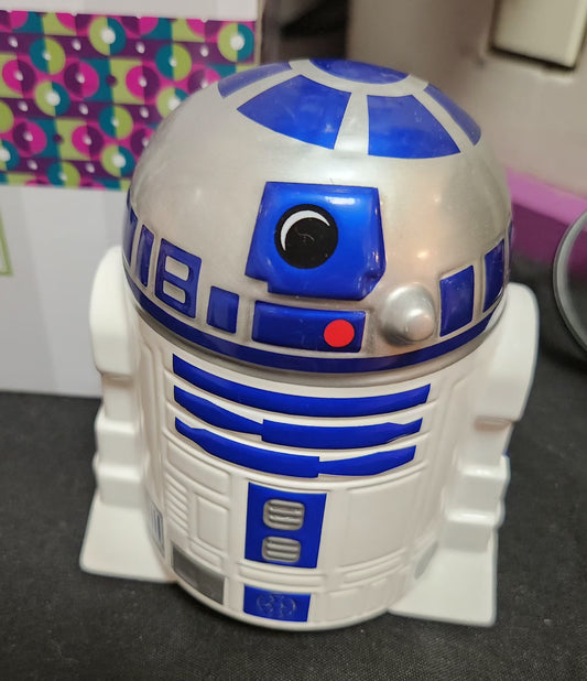 R2D2