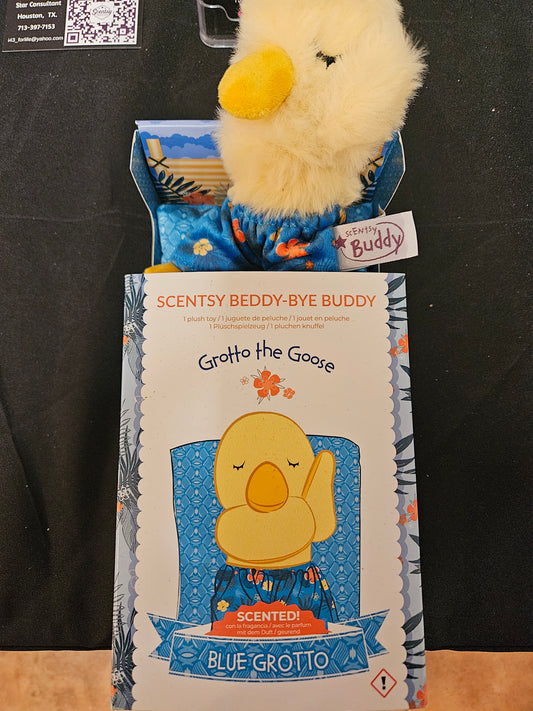 Grotto the goose