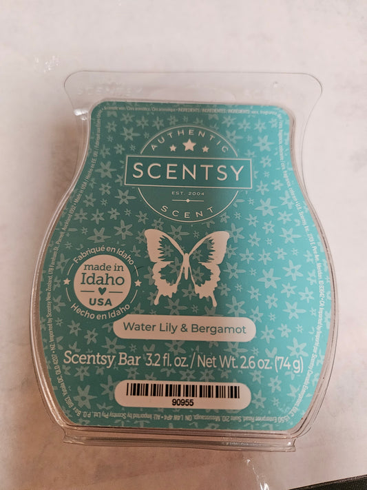 Water Lilly & bergamot